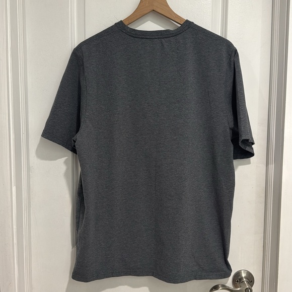 L.L. Bean Gray Men's T-Shirt - Picture 4 of 4